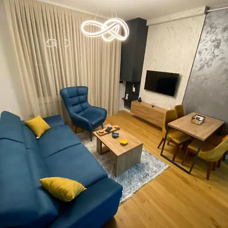 아파트 La Vida 즐라티보