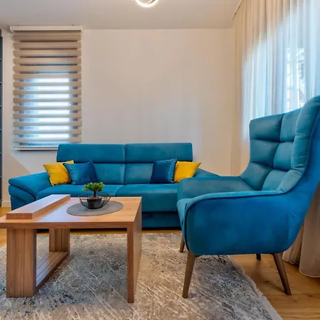 아파트 La Vida 즐라티보